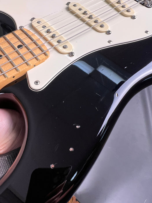 Fender 2015 American Standard Stratocaster w/Case - Black - Preowned