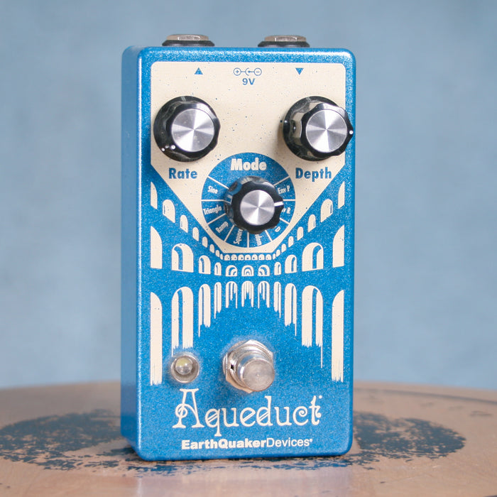 Earthquaker Devices Aqueduct Vibrato Effects Pedal w/Box - Preowned