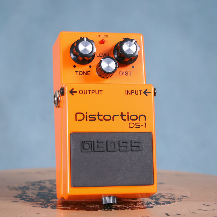 Boss DS-1 Distortion Effects Pedal w/Box - Preowned