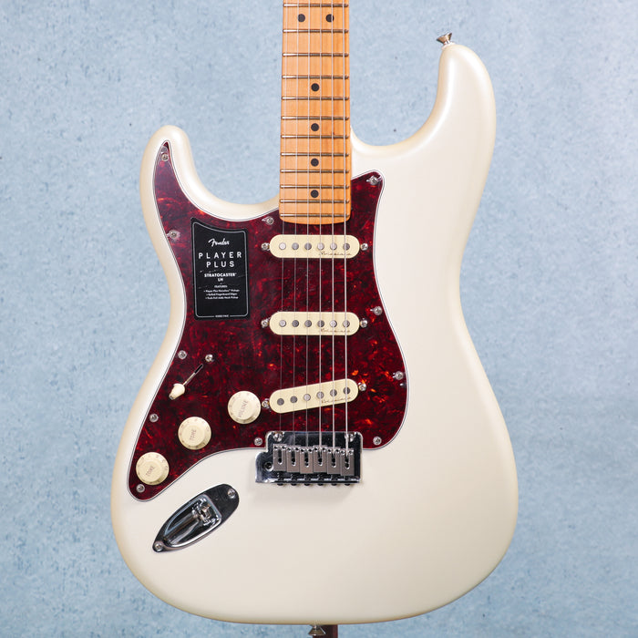 Fender Player Plus Stratocaster Pau Ferro Fingerboard - Opal Spark - B-Stock - MX22261573B - Clearance