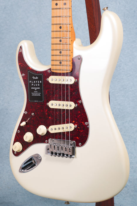 Fender Player Plus Stratocaster Pau Ferro Fingerboard - Opal Spark - B-Stock - MX22261573B - Clearance
