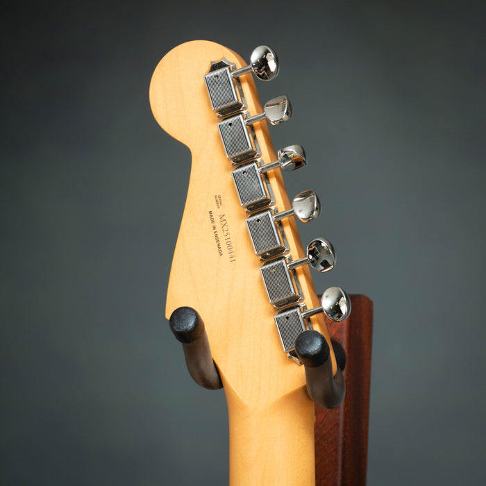 Fender Player II Stratocaster Maple Fingerboard - Hialeah Yellow - B-Stock - MX25100441B