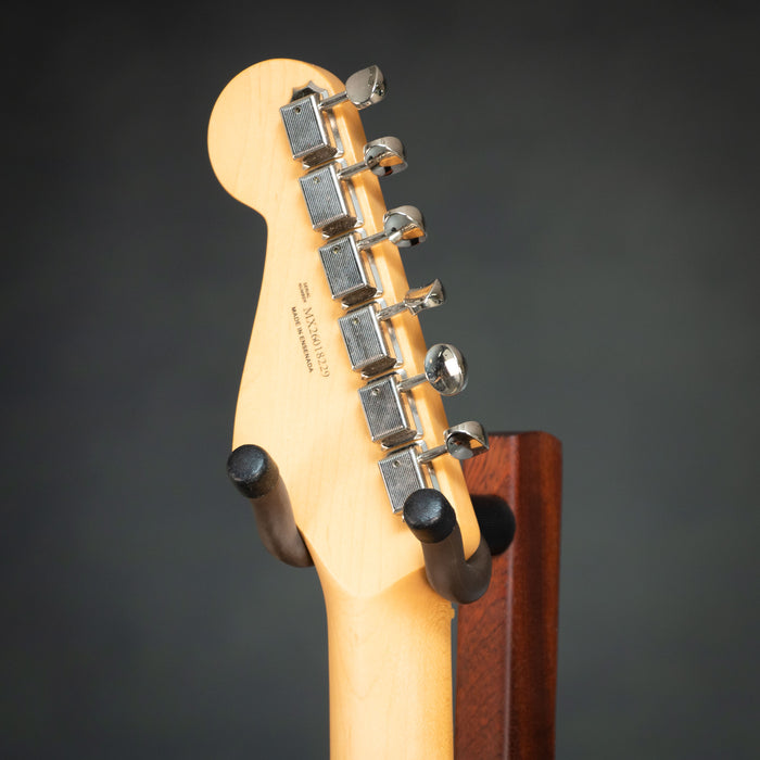 Fender Player II Stratocaster Maple Fingerboard - Black - B-Stock - MX26018229B