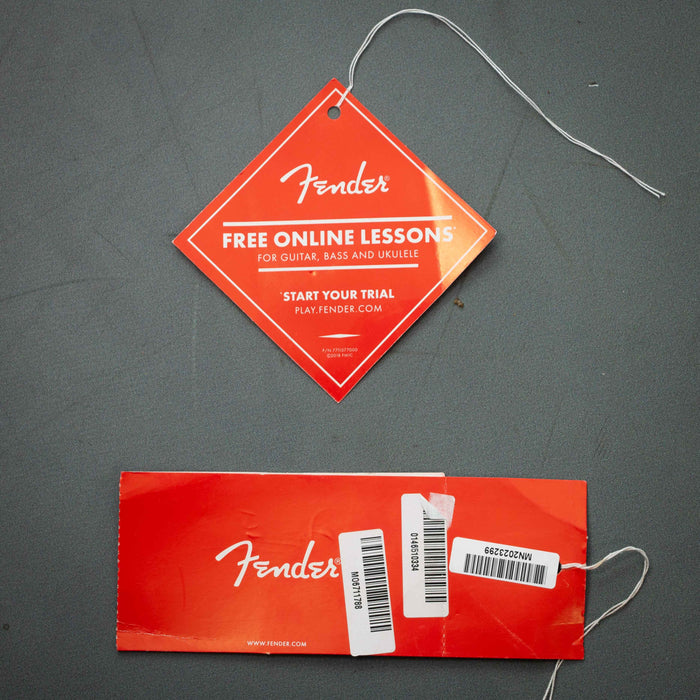 Fender Duff McKagan Signature Deluxe Precision Bass Rosewood Fingerboard B-Stock - White Pearl - MXD2600066B