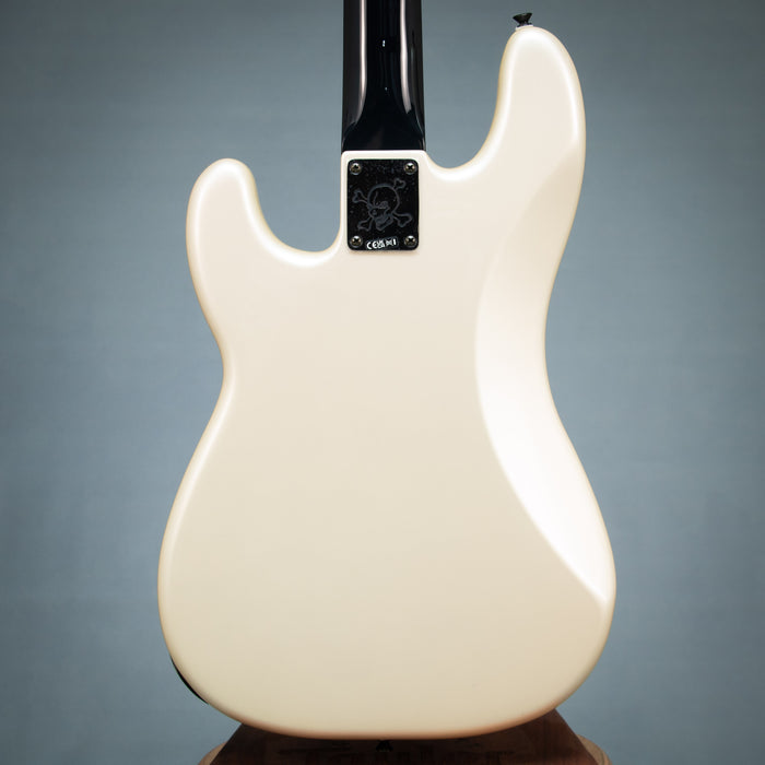 Fender Duff McKagan Signature Deluxe Precision Bass Rosewood Fingerboard B-Stock - White Pearl - MXD2600066B