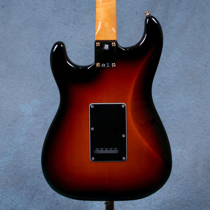 Fender Stevie Ray Vaughan Signature Stratocaster Pau Ferro Fingerboard - B-Stock - 3-Color Sunburst - US22011777B - Clearance