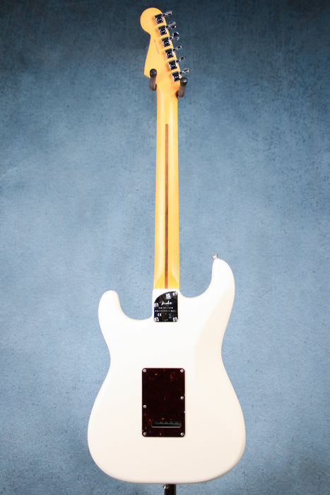 Fender American Professional II Stratocaster Rosewood Fingerboard - Olympic White - B-Stock - US23040067B