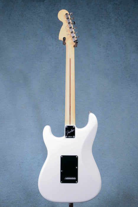 Fender American Performer Stratocaster Rosewood Fingerboard B-Stock - Arctic White - US240000060B
