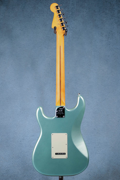 Fender American Professional II Stratocaster HSS Maple Fingerboard B-Stock - Mystic Surf Green - US240000682B