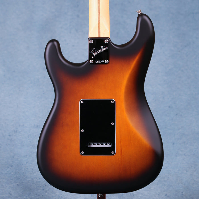 Fender American Performer Pine Stratocaster Maple Fingerboard - 2-Color Sunburst - US240014851