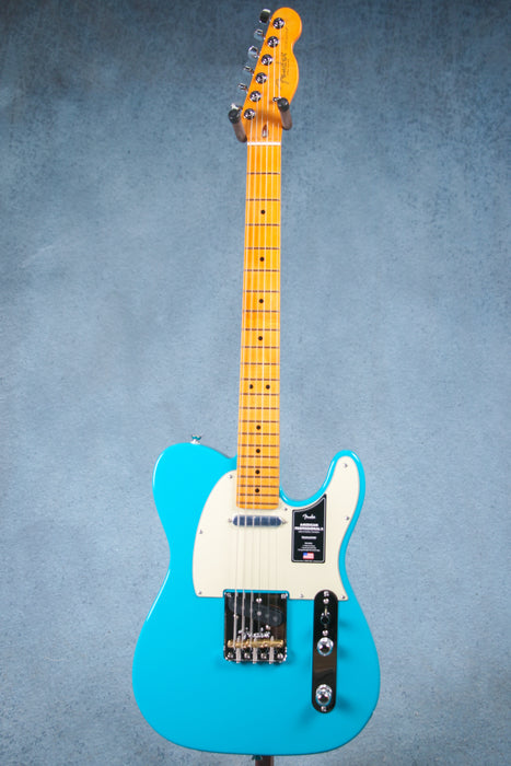 Fender American Professional II Telecaster Maple Fingerboard - Miami Blue - US24031624