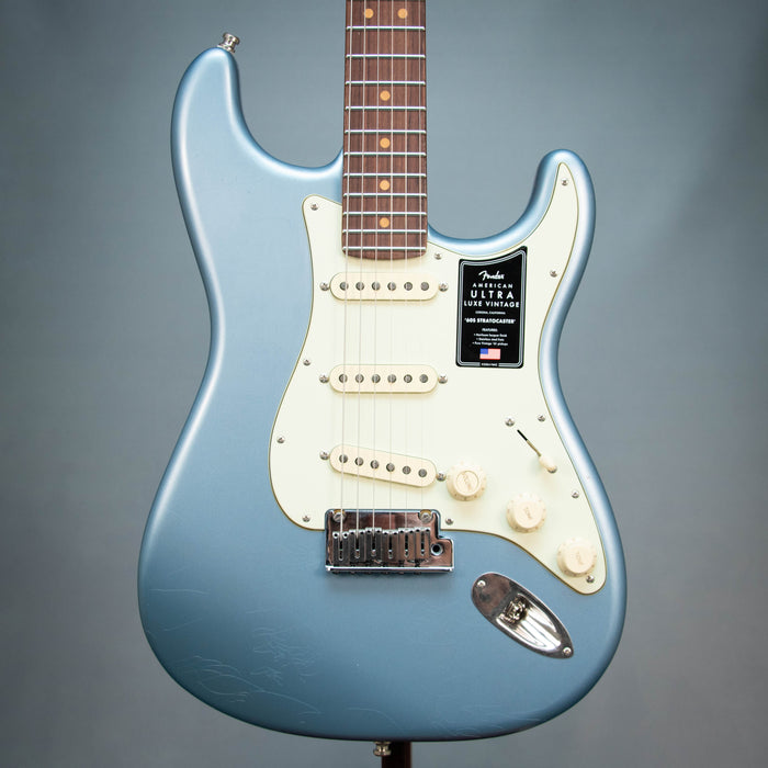 Fender American Ultra Luxe Vintage '60s Stratocaster Electric Guitar - Ice Blue Metallic - US25006426