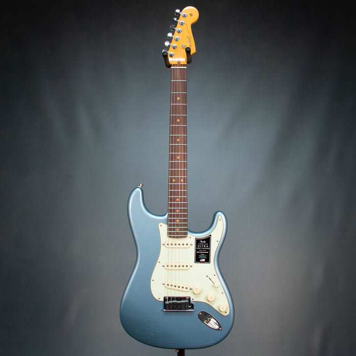 Fender American Ultra Luxe Vintage '60s Stratocaster Electric Guitar - Ice Blue Metallic - US25006426