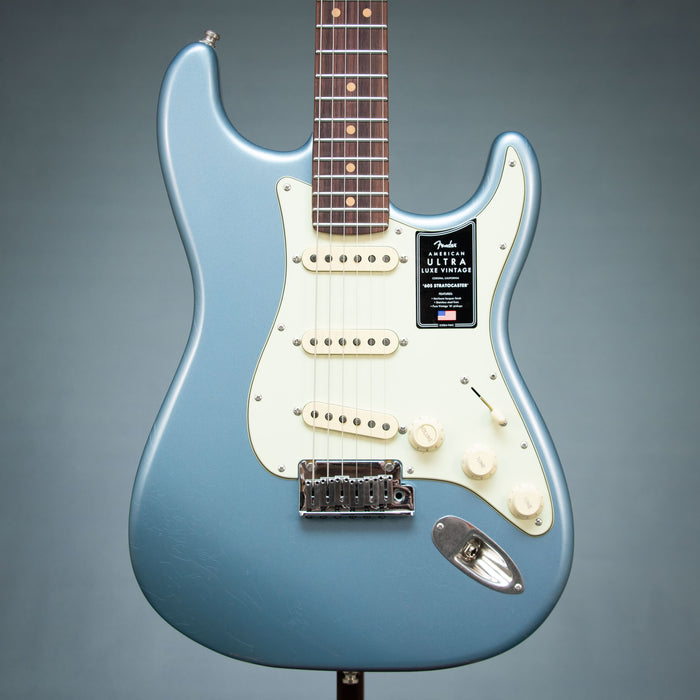 Fender American Ultra Luxe Vintage '60s Stratocaster Electric Guitar - Ice Blue Metallic - B-Stock - US25021760B