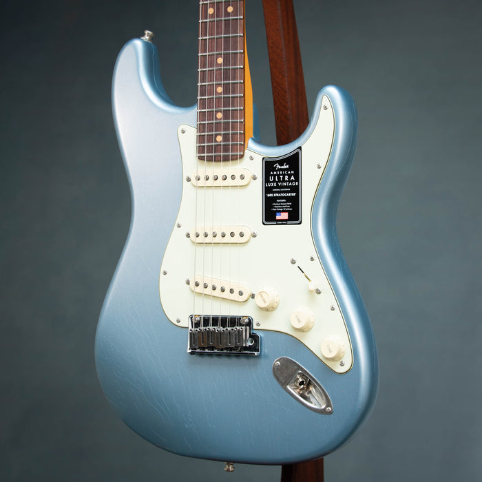 Fender American Ultra Luxe Vintage '60s Stratocaster Electric Guitar - Ice Blue Metallic - B-Stock - US25021760B