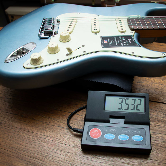 Fender American Ultra Luxe Vintage '60s Stratocaster Electric Guitar - Ice Blue Metallic - B-Stock - US25021760B