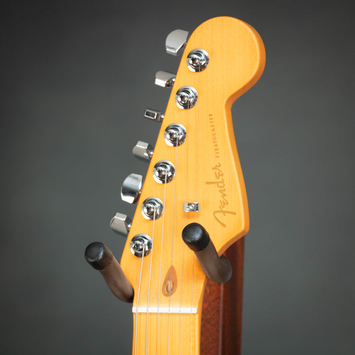 Fender Limited Edition FSR American Ultra II Stratocaster Roasted Maple Fingerboard - Candy Green - B-Stock - US25025833B