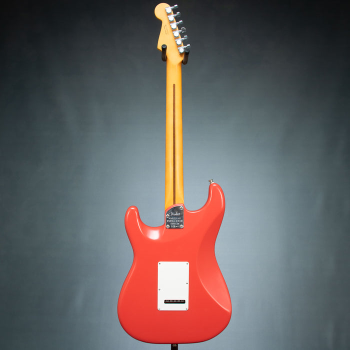Fender American Ultra Luxe Vintage '60s Stratocaster HSS Electric Guitar - Fiesta Red - US25027341