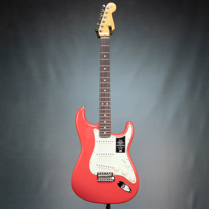 Fender American Professional Classic Stratocaster Rosewood Fingerboard - Faded Dakota Red - US25063797