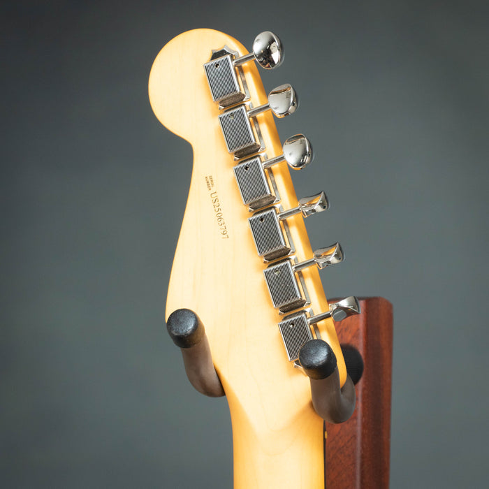 Fender American Professional Classic Stratocaster Rosewood Fingerboard - Faded Dakota Red - US25063797