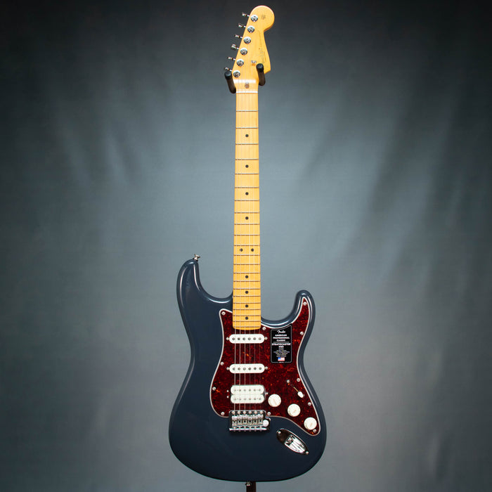 Fender American Professional Classic Stratocaster HSS Maple Fingerboard - Faded Black - US25072197