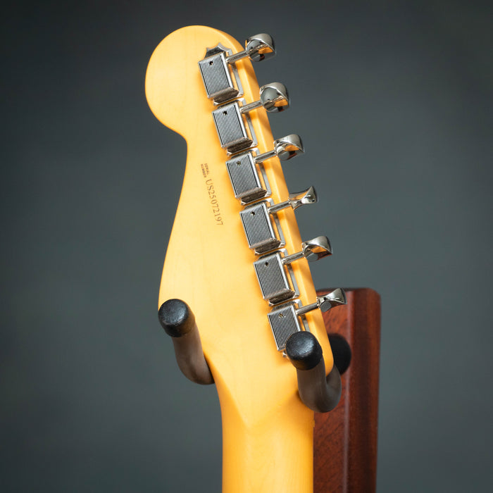 Fender American Professional Classic Stratocaster HSS Maple Fingerboard - Faded Black - US25072197