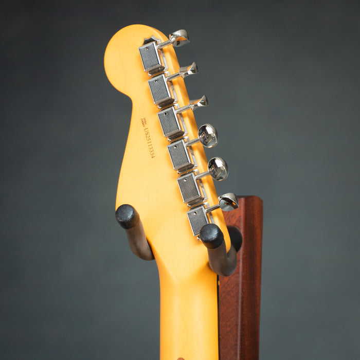 Fender American Professional Classic Stratocaster Rosewood Fingerboard - Faded Sherwood Green Metallic - B-Stock - US25113334B