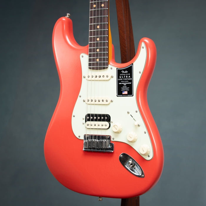 Fender American Ultra Luxe Vintage '60s Stratocaster HSS Electric Guitar - Fiesta Red - B-Stock - US26007366B