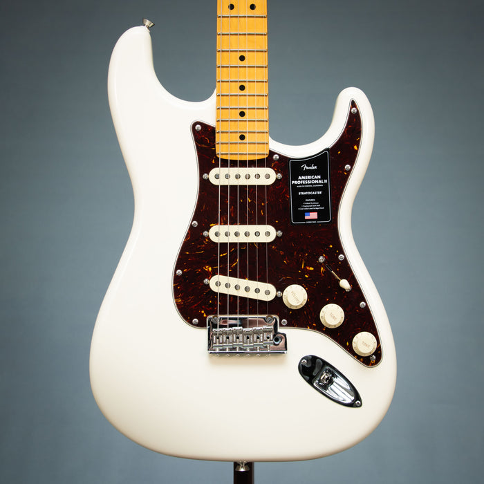 Fender American Professional II Stratocaster Maple Fingerboard - Olympic White - B-Stock - US26029190B
