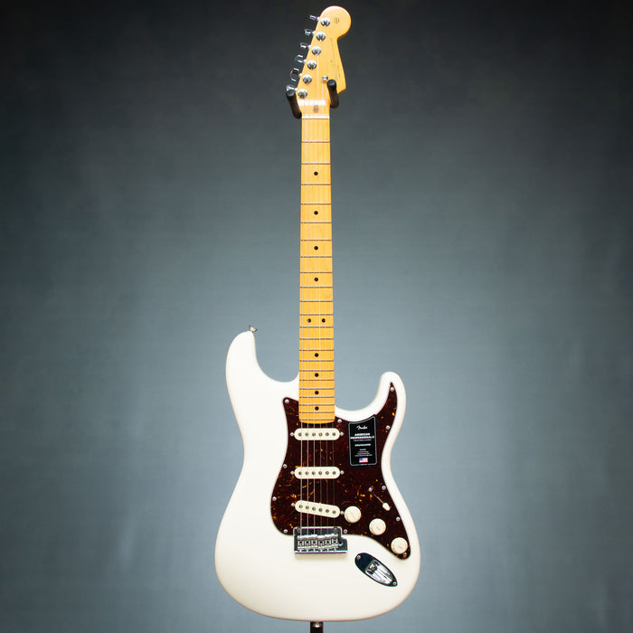 Fender American Professional II Stratocaster Maple Fingerboard - Olympic White - B-Stock - US26029190B