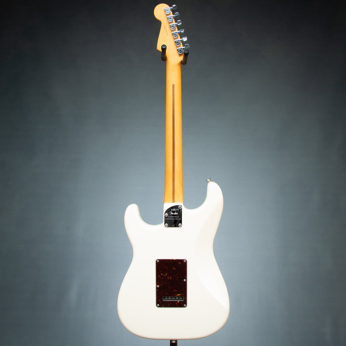 Fender American Professional II Stratocaster Maple Fingerboard - Olympic White - B-Stock - US26029190B