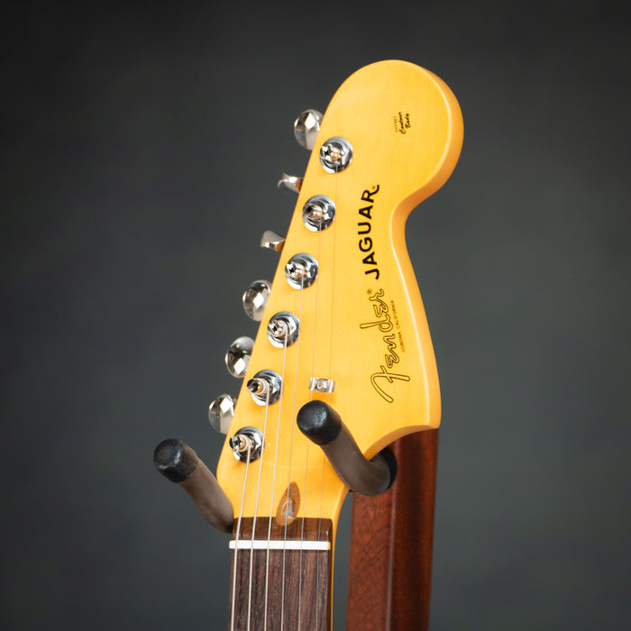 Fender American Professional Classic Jaguar Rosewood Fingerboard - Faded Sherwood Green Metallic - B-Stock - US26029376B