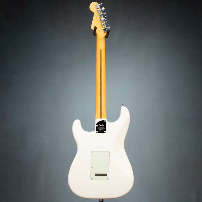 Fender American Professional Stratocaster Rosewood Fingerboard Electric Guitar - Olympic White - US26039098