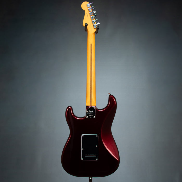 Fender American Professional Stratocaster Rosewood Fingerboard Electric Guitar - Oxblood - US26045276