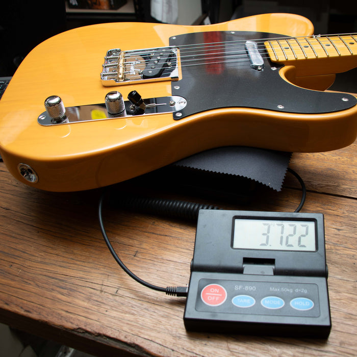 Fender American Professional Telecaster Maple Fingerboard Electric Guitar - Butterscotch Blonde - US26048309