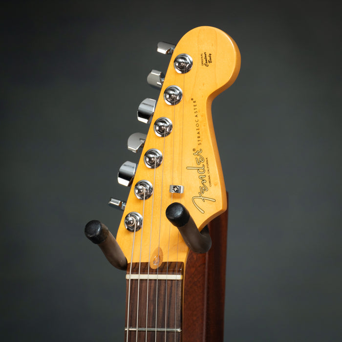 Fender American Professional Stratocaster HSS Rosewood Fingerboard Electric Guitar - Oxblood - US26052962