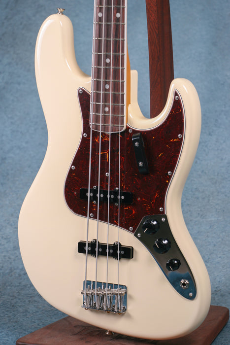 Fender American Vintage II 1966 Jazz Bass Rosewood Fingerboard Electric Bass Guitar - Olympic White - V2324362