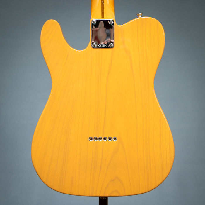 Fender American Vintage II 1951 Telecaster Maple Fingerboard Electric Guitar - Butterscotch Blonde - B-Stock - V2561806B
