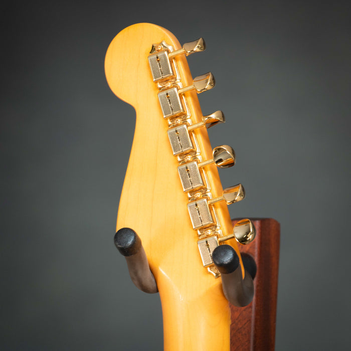Fender Limited Edition FSR American Vintage II '57 Stratocaster Maple Fingerboard - White Blonde - V2663930