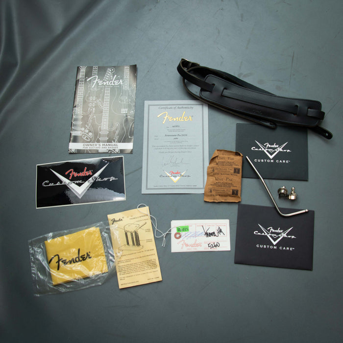 Fender Custom Shop 2010 Stratocaster Pro NOS w/Case - Candy Apple Red - Preowned