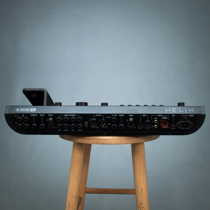 Line 6 Helix Floor Multi Effects  - Preowned