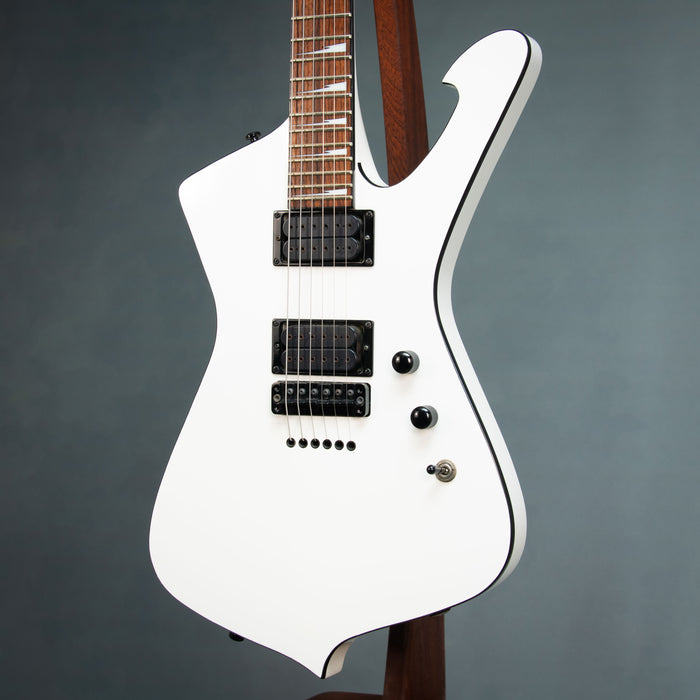 Ibanez 2008 ICT700 Iceman w/Case - White - Preowned