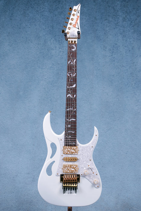 Ibanez PIA3761 SLW Steve Vai Signature Electric Guitar - Stallion White - F2313738
