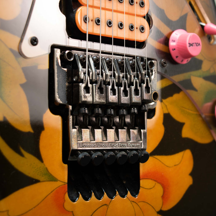 Ibanez 1991 JEM77-FP Steve Vai Signature w/Case - Floral Pattern - Preowned