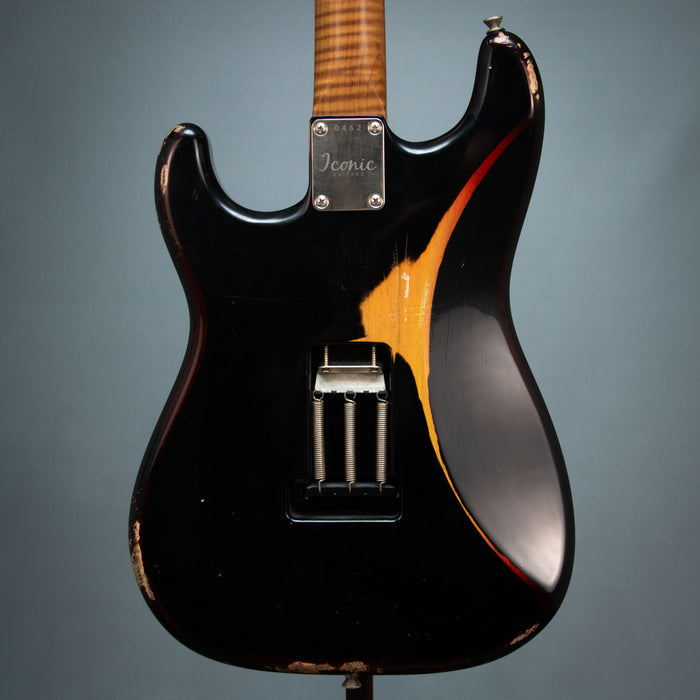 Iconic Solana Vintage Electric Guitar w/Case - Black over Sunburst - Preowned