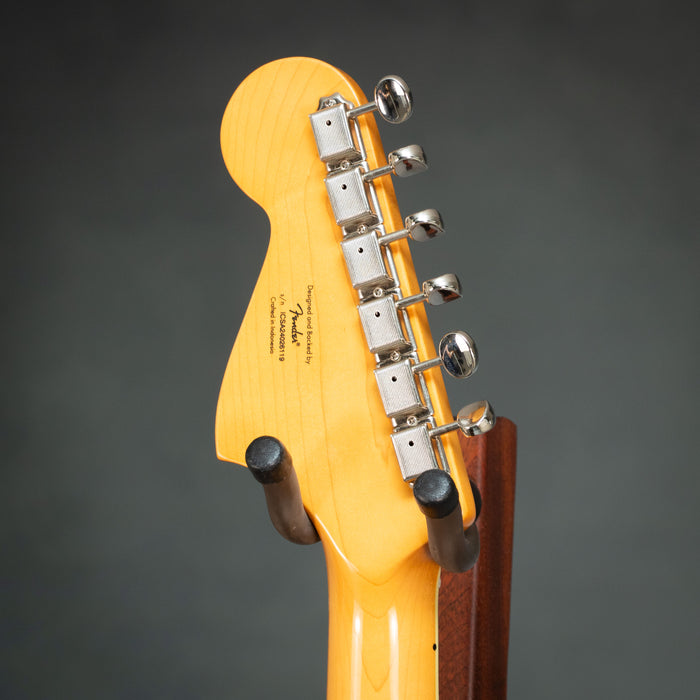 Squier Classic Vibe Bass VI w/Bag - 3-Color Sunburst - Preowned