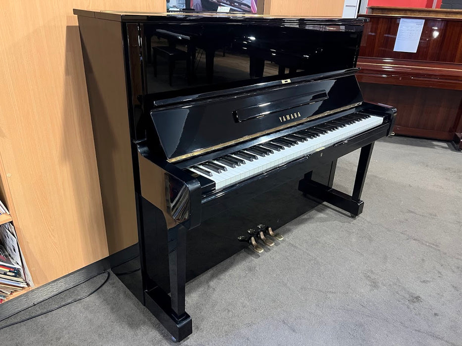 Yamaha U1H 121cm Preowned Upright piano 2160036- Polished Ebony