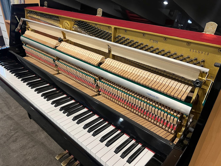 Yamaha C108 108cm Preowned Upright Piano 4568944 - Polished Ebony
