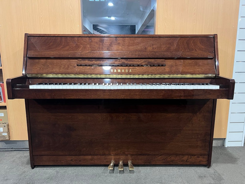 Yamaha C108 108cm Preowned Upright Piano - Polished Walnut