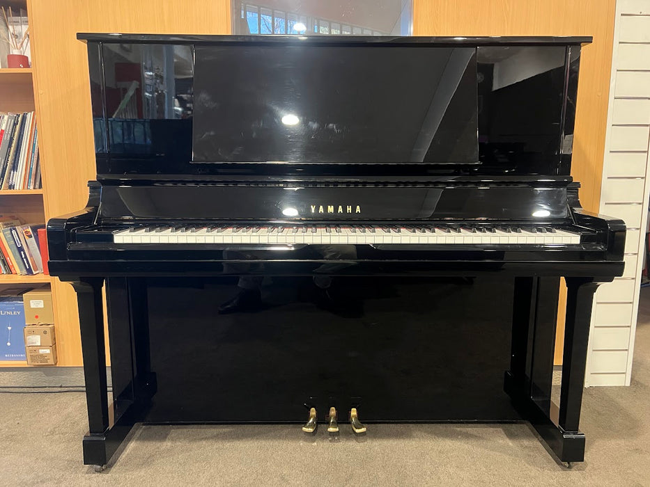 Yamaha UX30BL 131cm Preowned Upright Piano 4819816 - Polished Ebony